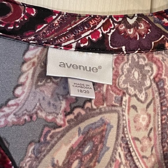 SOLD IN AUCTION ~ AVENUE Abstract Paisley Floral Black Button Henley 18/20 - Picture 5 of 10